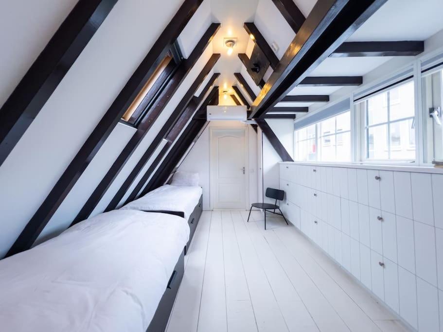 Fisherman'S Cottage - Surf Retreat Wijk aan Zee Ngoại thất bức ảnh