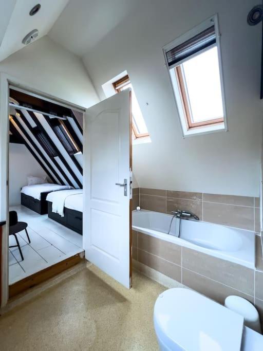 Fisherman'S Cottage - Surf Retreat Wijk aan Zee Ngoại thất bức ảnh